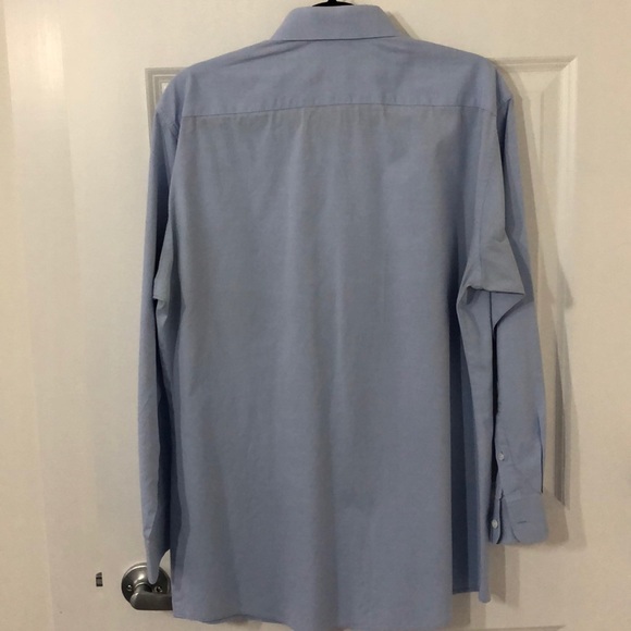 Like New L Blue Men’s Button Down Dress Shirt - Picture 4 of 4